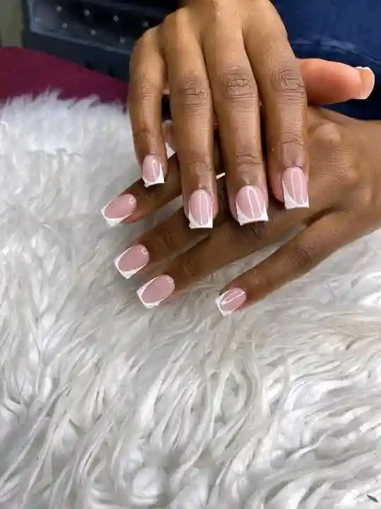 Chipengo Nails Logo