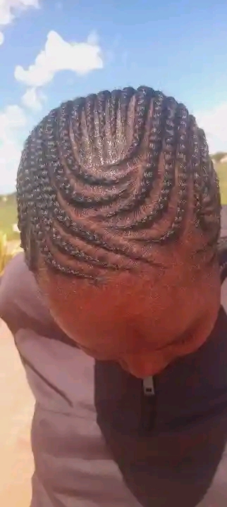 Dana's Hair Saloon