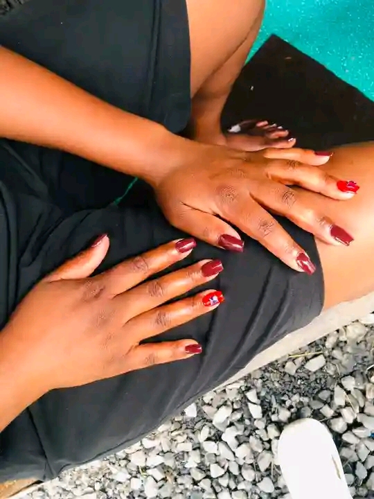 Hellen Mwansa Nails
