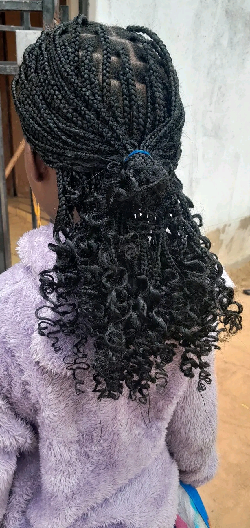 Karan Ngubulu hair salon Logo