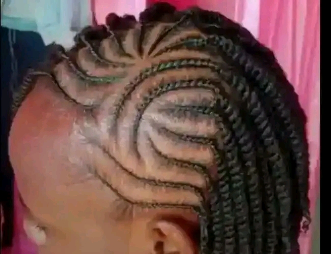 Lili Hair Saloon