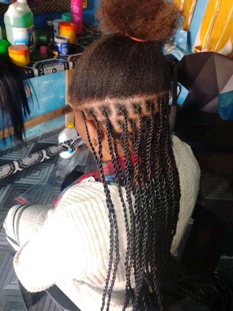 Malama hair
