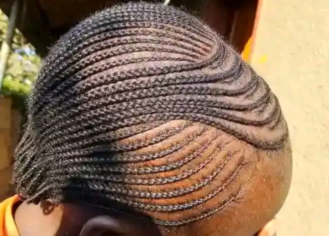 Mevis Hair Saloon