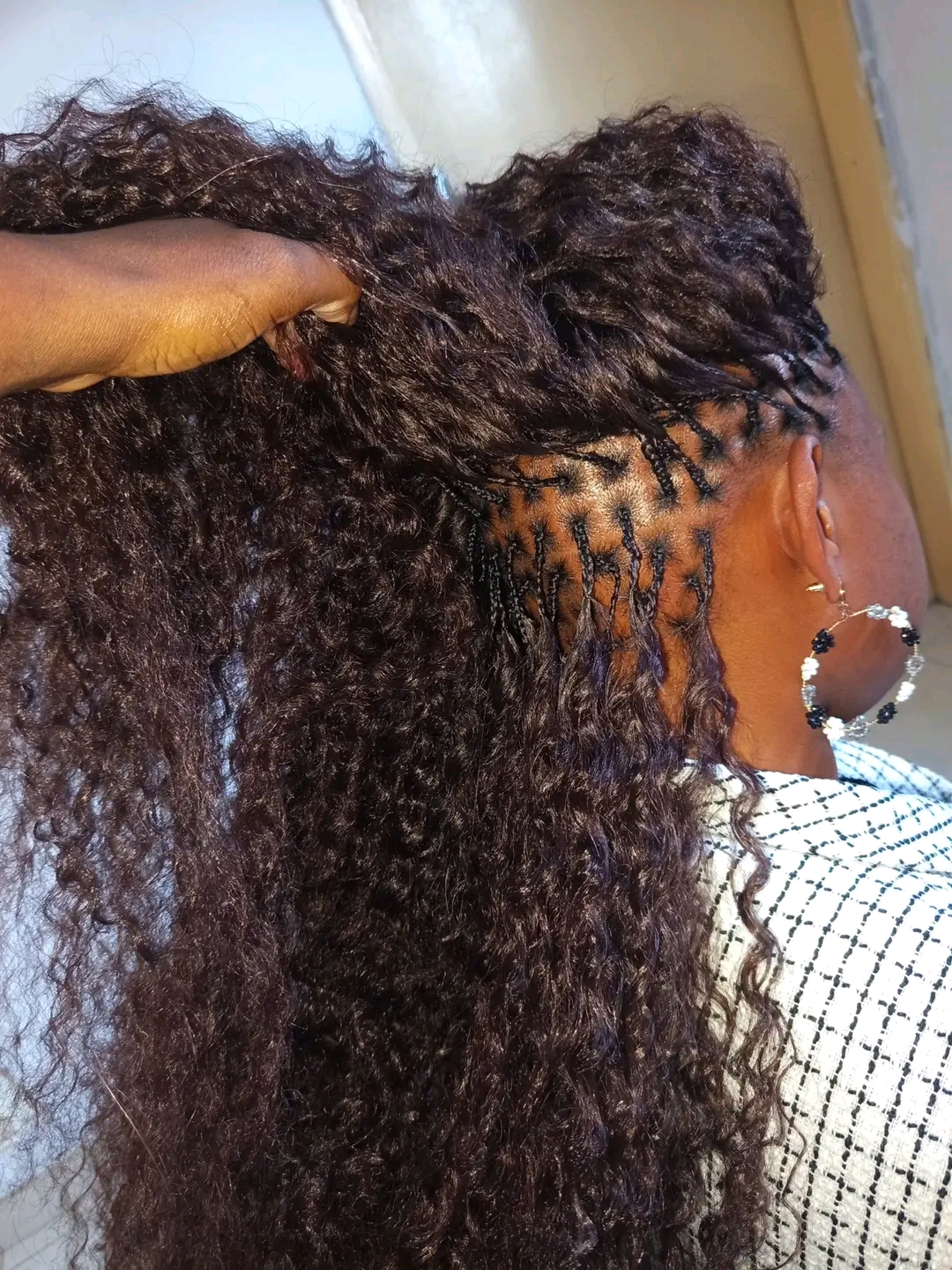 Milimbe's hair salon