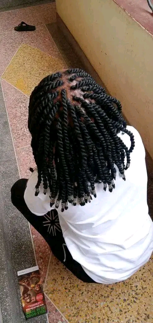 Miriana Mbulo hair salon