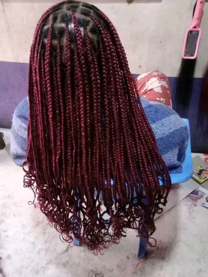 Miriana Mbulo hair salon