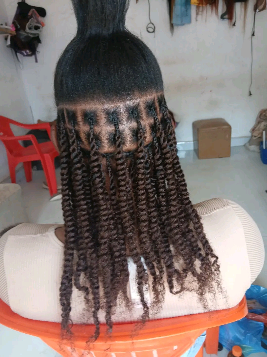 Mumu 's hair salon Logo
