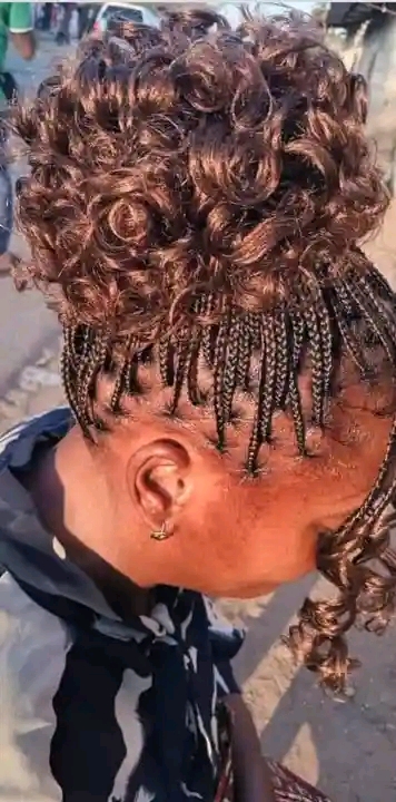Prescovia hair saloon