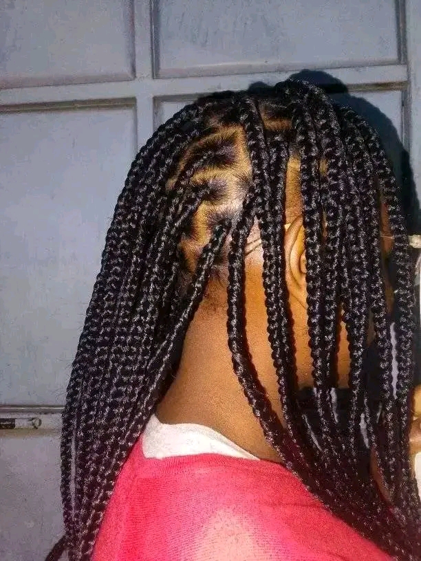 Vicky hair saloon